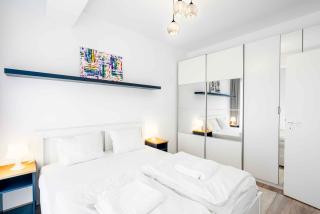 Blue Art Central Apartment Canova - Private Parking - 7