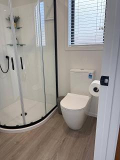 WalktoTown, Self-Contained Studio Guest Suite - 4