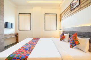 FabHotel Pragati - 5