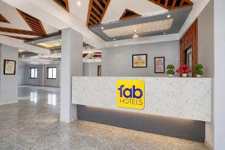 FabHotel Pragati - 8