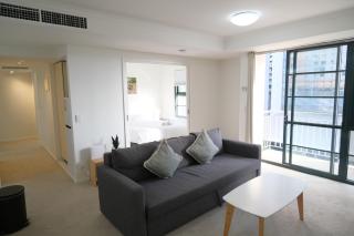 Readyset Apartments on Spencer North - 2