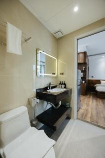 Dangi Westlake Modern Apartment Lakeview Lakeside - 5