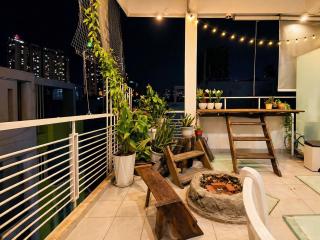 Cozy 1BR with Balcony Cô Giang, D1, HCM - 5