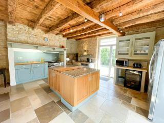 Stone Farmhouse In The Lot - 6