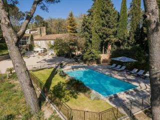 Refuge In Garrigue Facing The Alpilles - 9