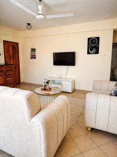 Evara Luxe stay - 1
