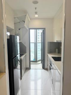 Mariana 2BR Landmark 81 Sky View - 9