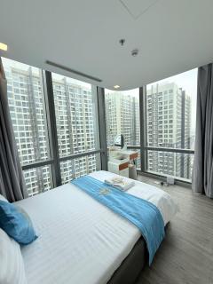 Mariana 2BR Landmark 81 Sky View - 8