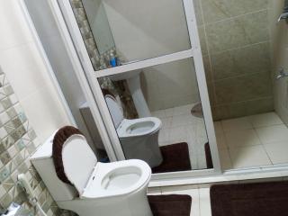The Vale Residence - 8