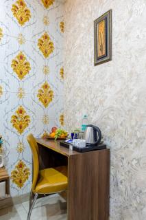 Hotel Vybe stay Sector 19 Noida - 7