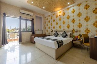 Hotel Vybe stay Sector 19 Noida - 9