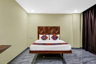 FabHotel Star Light B - 2