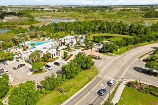 3 Bedrooms 2.5 Bathrooms Festival 812 LD - Davenport - 2