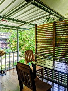 Lake view house - 2