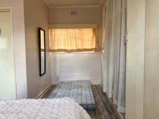 Cottage Near RG Mugabe Airport - 2