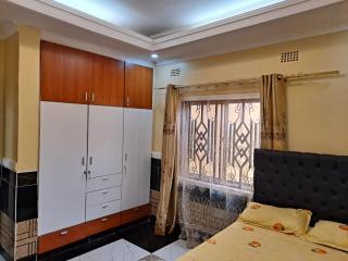 Golden View Guest House - 5