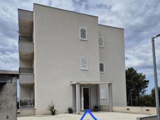 Newly Built Apartment Luka - Makarska - 8