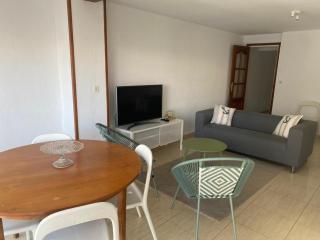 Apartamento con vistas laterales al mar en Platja - 5