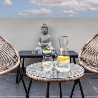 The Penthouse - Rooftop Sunset Terrace St Julians - 9