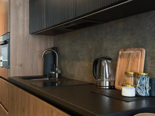 Prime Old Town Luxury Apartment - Free Parking - 4