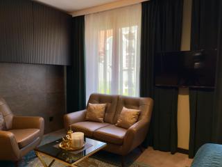Prime Old Town Luxury Apartment - Free Parking - 6