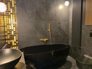 Prime Old Town Luxury Apartment - Free Parking - 8