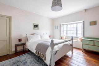 Grade II Listed Cottage in Penryn - 3