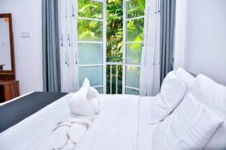 Eco Bless Inn - 5