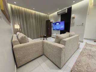 Riyadh luxury الياسمين 5 - 9