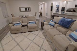 Beach 7mi丨Huge 4BR 3BA丨2024 Built Executive Home丨Sleeps 10 - 2