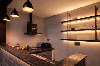 The Luxury Penthouse IGI Airport Delhi - 7