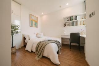 Luxury Two-bedroom Apartment In The City Center, With Walking Lake, Swimming Pool And Gym - 7