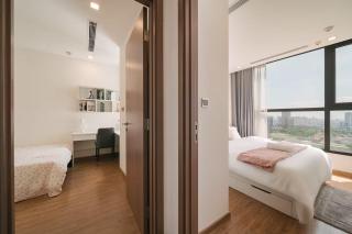 Luxury Two-bedroom Apartment In The City Center, With Walking Lake, Swimming Pool And Gym - 6