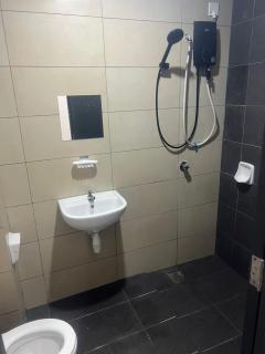Edusentral Service Residence, Setia Alam - 6