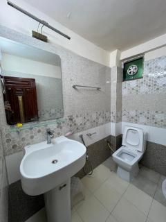 Exclusive Luxury Stay with Premium Location - Near Murree Mall Road - 1