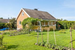 Lägenhet i villa i Adolfsberg - 0