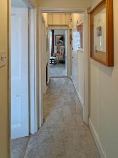 Sugden Road - Nr Clapham Junction & Clapham Common, 2 bed - 8