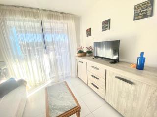 Flat 5 minutos from beach w pool view! - 7