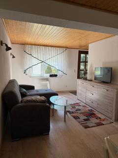 Gemütlicher Bungalow in Canow mit Terrasse, Hof und Seenähe - 1