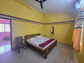 VanaDurga Homestay - 9