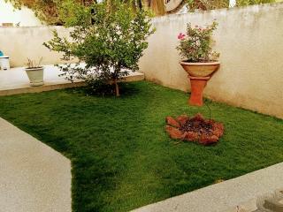 Villa spacieuse avec terrasse et jardin en résidence sécurisée - 3