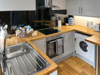 Bailey Cottage - 3