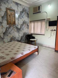 Royal Karni Palace - 3