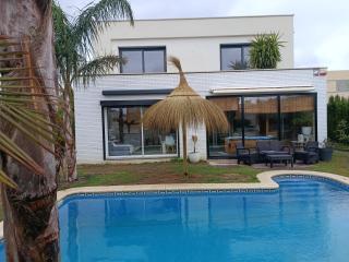 Villa lujosa con spa, piscina y sala de juegos PRIVADOS - 7