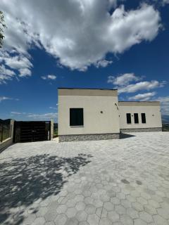 The Lake Villa - 7