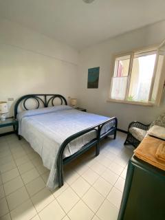 Apartment near the beach, with veranda - 3