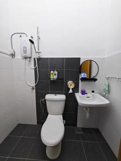 Sama sama cuti putra kuantan pantai sepat 4BR 16PAX - 3