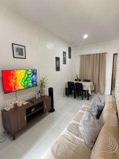 AeroBay Homestay 1BR Near Dahican Beach - 0