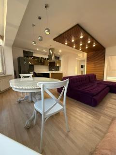 3 rooms apartment in centre of Almaty - 5