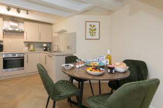 White Surf Cottage - 3